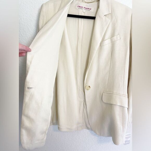 Free People Prep School linen blend Blazer in cream NWT  XS - Picture 11 of 11